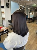 暗髪で艶感UP♪ミディアムヘア