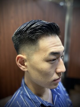 ヒロギンザ 新橋銀座口店(HIRO GINZA) 7:3フェードスタイル