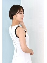 ビュートアール(beaut R a';r)&nbsp;暗めカラー耳掛け小顔似合わせカット