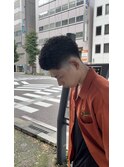 刈り上げ強めパーマショート