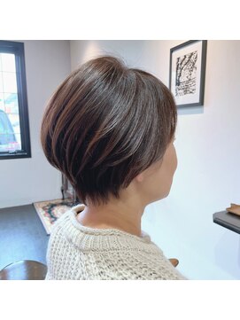 フランシス(Francis.) ふんわりショートスタイル