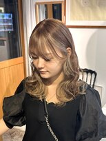 マニア(mania.)&nbsp;インナーカラーイヤリングカラーミルクティーベージュグレージュ