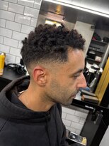 フランクスバーバーリザーブ 人形町店(FRANK’S BARBER RESERVE) 海外カーリーフェードH