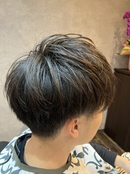 ビーレイジー(Be Lazy)の写真/【理容師歴20年以上の実力派がマンツーマンで施術】競技会受賞歴を持つ技術であなたの理想を叶えます♪
