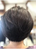 ショートボブ