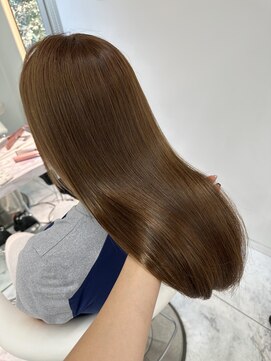 ロンドルピナス 小倉(Lond Lupinus) ミディアムヘア暗めカラー/デザインカラー/フェイスフレーミング