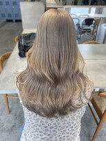 サンク 原宿 表参道(cinq) ラベンダーグレージュアッシュグレージュミディアムウルフボブ