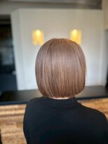 ヴァン カウンシル 王子(VAN COUNCIL)&nbsp;白髪ぼかしハイトーンボブ