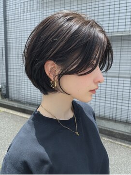 ニア 栄(nia) 栄 耳掛けボブ 髪質改善 美髪 艶髪