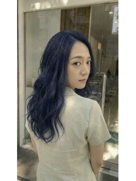 アッシュ 川崎店(Ash) ネイビーブルー　ブリーチあり