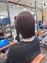 ワラティク(WARATI C) 切りっぱなしボブ