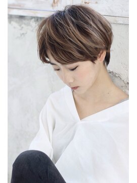 フォルテ ギンザ(FORTE GINZA) 【FORTE銀座】20代30代40代ミルクティーイメチェン夏ショート