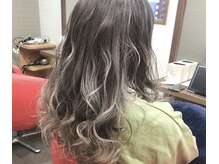 セルフィッシュヘアー(Selfish hair)の雰囲気（ハイトーンカラー／デザインカラーなどもご相談ください！）