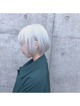 ワンズクロエ 原宿店(ONE's Chloe) ショート/学割U24/ケアブリーチ/ダブルカラー[原宿駅]