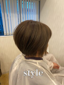 ミュゼ ドゥ アート(Musee du Art) 【髪質改善】オリーブベージュ　くびれショート