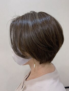 メル ヨコハマ(MeL) 前下がりショート/イルミナ/乾かすだけ/ショートカット/横浜MeL