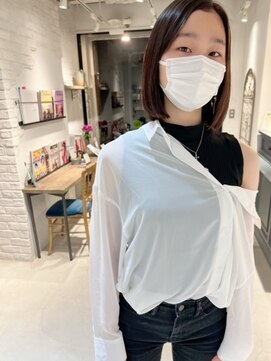 リンカラン ルリエ(LINGKARAN Relier) ミディアムストレート