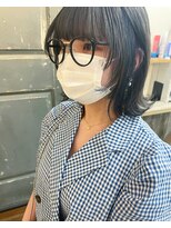 ジーナ 福岡天神(Zina)&nbsp;ボブ×グレー、インナーネイビー