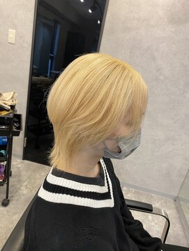 エイル 北堀江(Eir) 【ブロンドカラーくびれウルフ】