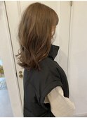 透明感抜群ベージュカラー