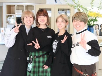 カズ(KAZU)の写真/【女性スタイリストのみ在籍】元気で明るい雰囲気でお出迎え♪女性ならではの気配りで綺麗をお届けします!