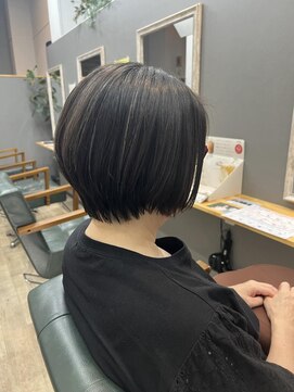 エニー 四条大宮(aNy) 丸みショート