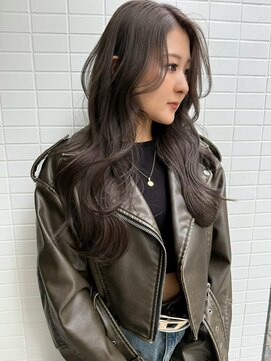 ラ キング(LA KING) ウルフカットイメチェンホワイトブロンド外ハネボブ美髪