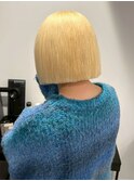 切りっぱなしボブ ブリーチ 髪質改善 艶髪 ブロンドカラー
