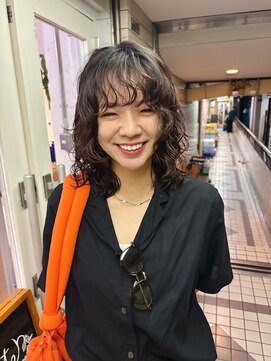 ベター(better) たっぷりレイヤーを入れてミディアムウェーブパーマ！