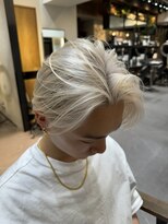 ヴァイス 新宿店(VAICE) ホワイトカラー