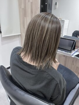 カミノワ(kaminowa) 白髪率30%おすすめヘア 神戸/三宮/元町/脱白髪染め/白髪ぼかし