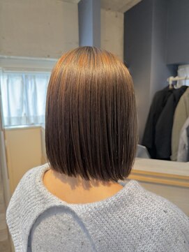 大人シンプルボブ