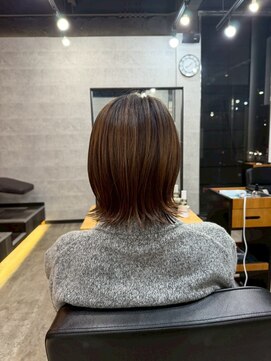 ソイクフ(SOY KUFU) オリーブグレージュ外ハネくびれボブレイヤーカット