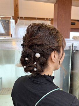 ギャロップヘアー 卒業式ママさんヘアセット