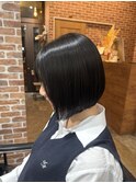 レイヤーボブハイライトカラーミルクティーベージュ