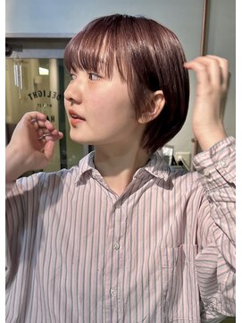 シロ(ciLo) ピンクベージュ×ショート