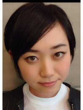 ギャラリーナナヨンナナ(GALLERY747) ヌーディーな黒髪ショート