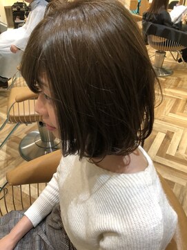 ロンド ブランシュ 錦糸町北口(Lond blanche) どんな方にも似合う！ふんわりレイヤーボブ☆担当副店長川上功介