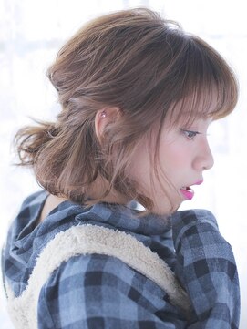 オジコロジ(ojiko.roji) ☆月曜営業☆ojiko.大人可愛いゆるふわポニーテールアレンジ