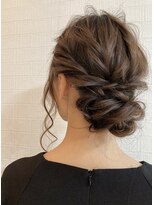 アールイー(Re:)&nbsp;シニヨンアップ