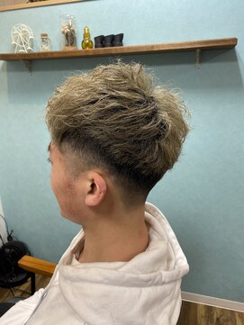 テーラヘアー 南行徳店(TELA HAIR) グレージュ×ジェットフェード【TELA】