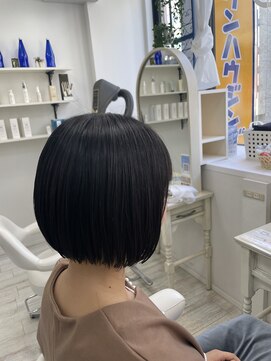 アルターシェリー(aL-ter che'rie) 内巻きボブ[イメチェン/ハッシュカット/フルバング]