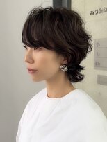 ロビー 表参道(ROBBY) ショートウルフ/レイヤー/分け目なし/前髪あり流し/30代・40代