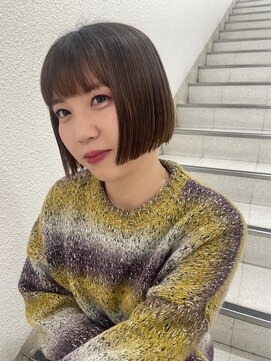 メイカ(MEIKA) ”チャコールブラウン×ぷつっとボブ”