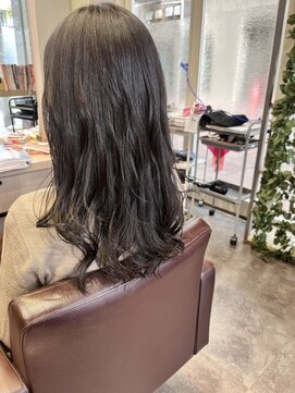 ビースリー ロア イルミナカラー　スターダスト　2024/2/8