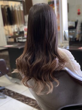 メルシー 大阪梅田店 ブラウンベージュのロングに♪