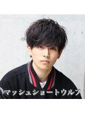 黒髪マッシュショートウルフ