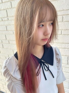 リタ ヘアメイク(Rita hair make) ベージュ×ピンクインナーカラー