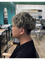 スウェル 西千葉店(Swell)&nbsp;縦落ちツイスパ × ハイトーンメッシュ