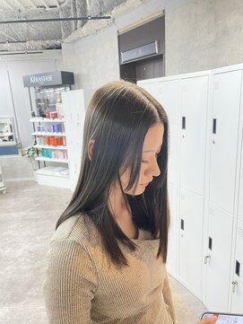 リミット 大宮(limit) オリーブグレージュ